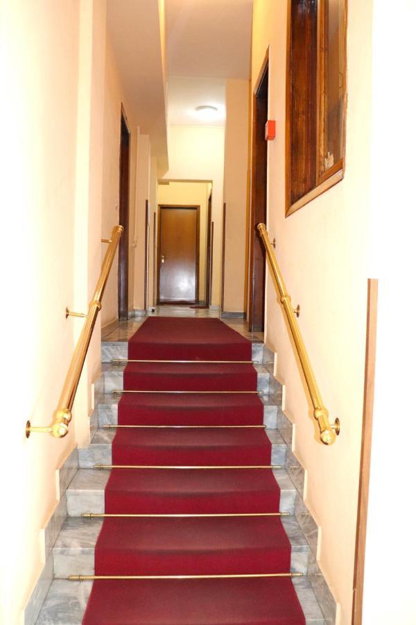 * La Casa Di Arti * 25 Min Dal Duomo Apartamento Milão Exterior foto