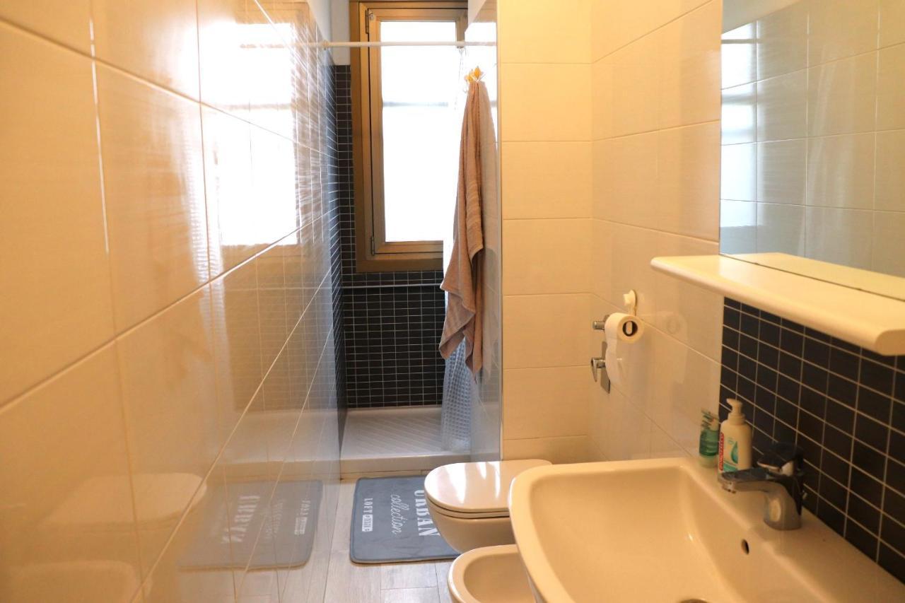 * La Casa Di Arti * 25 Min Dal Duomo Apartamento Milão Exterior foto